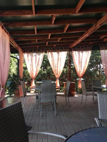 Smestaj Grof Mrcajevci Hotel in Serbia