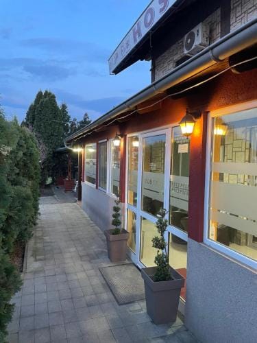 Smestaj Grof Mrcajevci Hotel in Serbia
