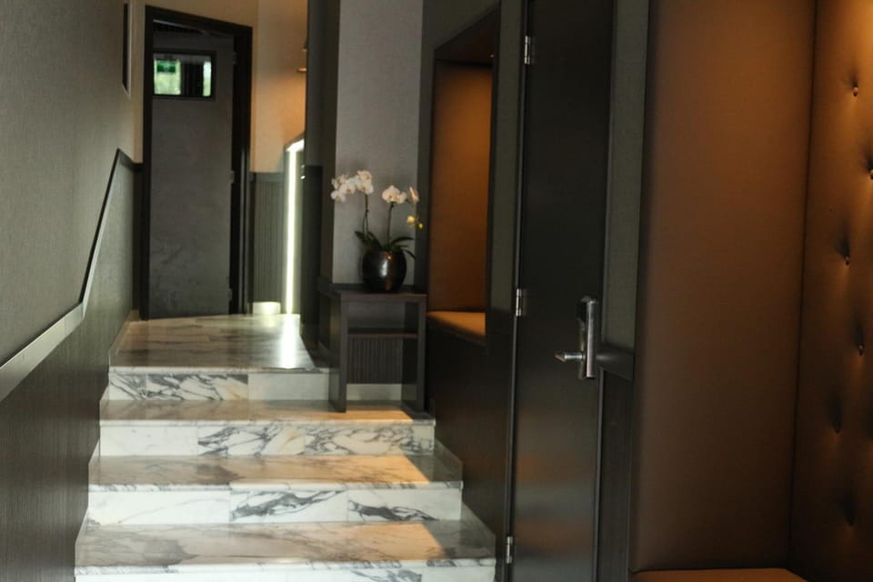 Royal Amsterdam Hotel-Restaurant Hotel in Amsterdam