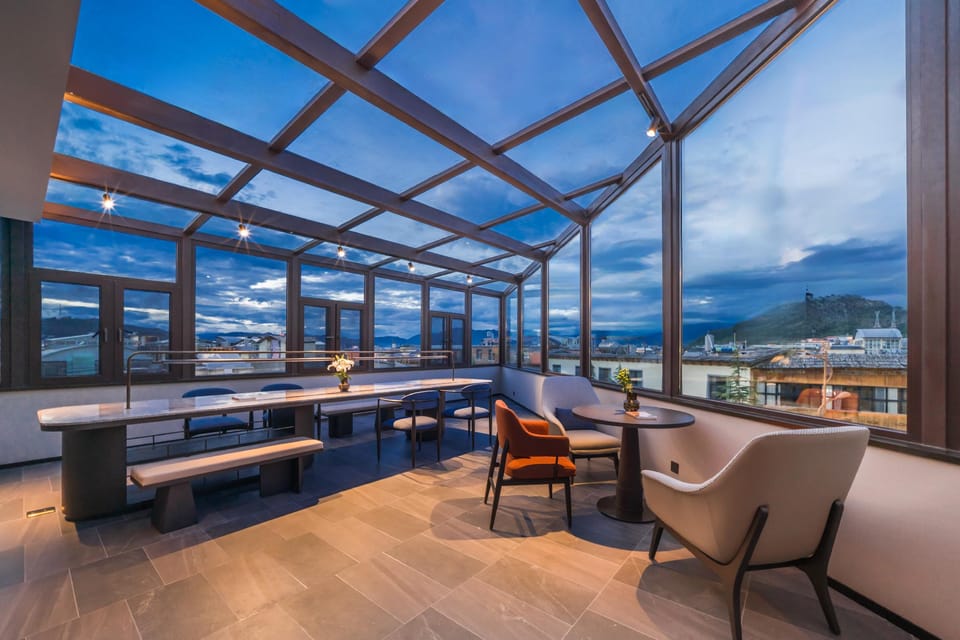 Manxin Hotel Shangri-La Ancient City Hotel in China