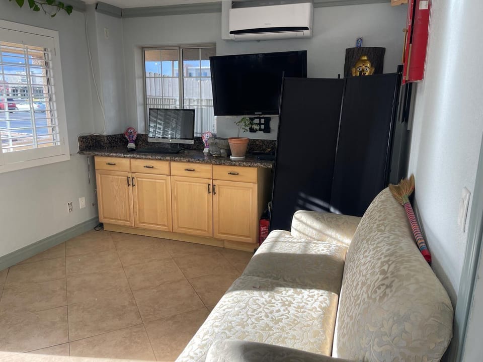 Day & Night Inn Hotel in Hesperia