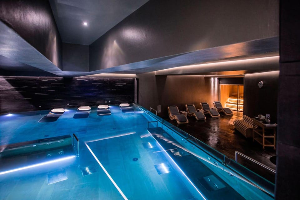 Hot tub