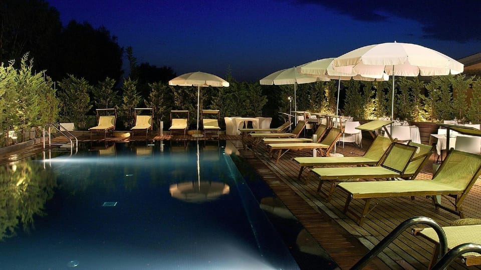 Black Hotel Hotel in Rome