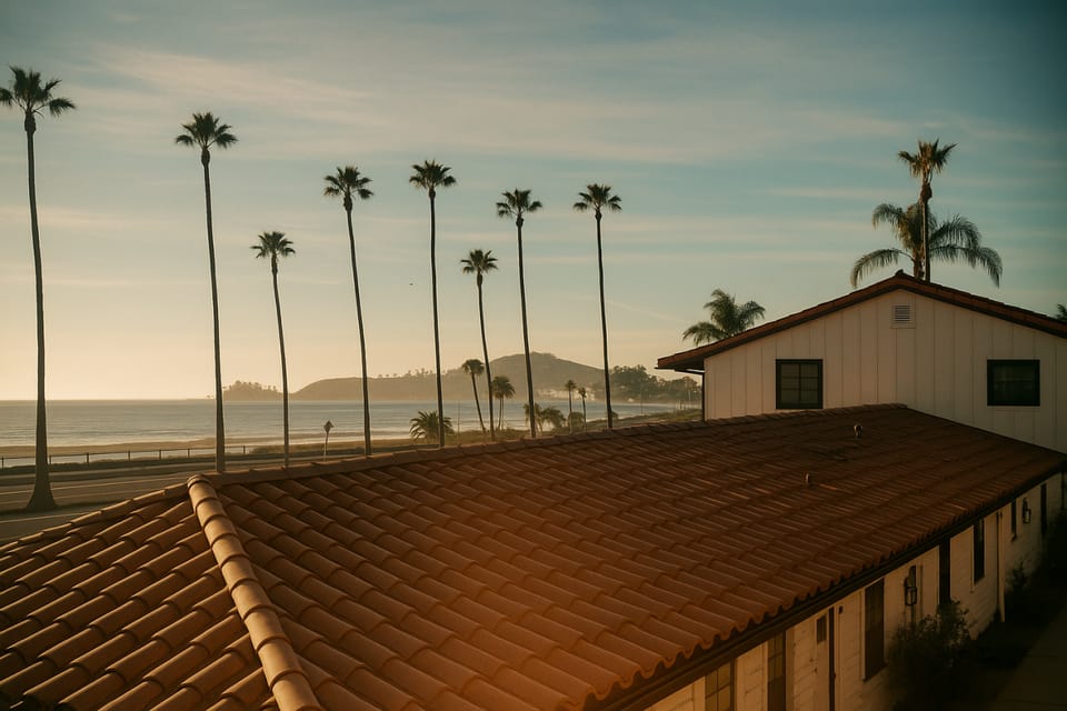 El Caminante Bar & Bungalows Hotel in Capistrano Beach