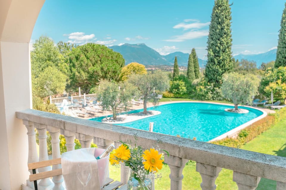 HOTEL PORTA DEL SOLE Hotel in Lake Garda