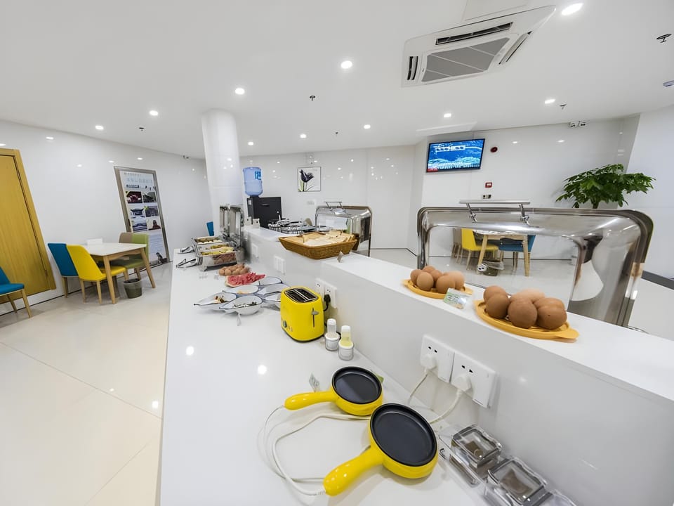 GreenTree Inn Chuzhou Langya Mountain Scenic Area Xijian Road Hotel in Jiangsu