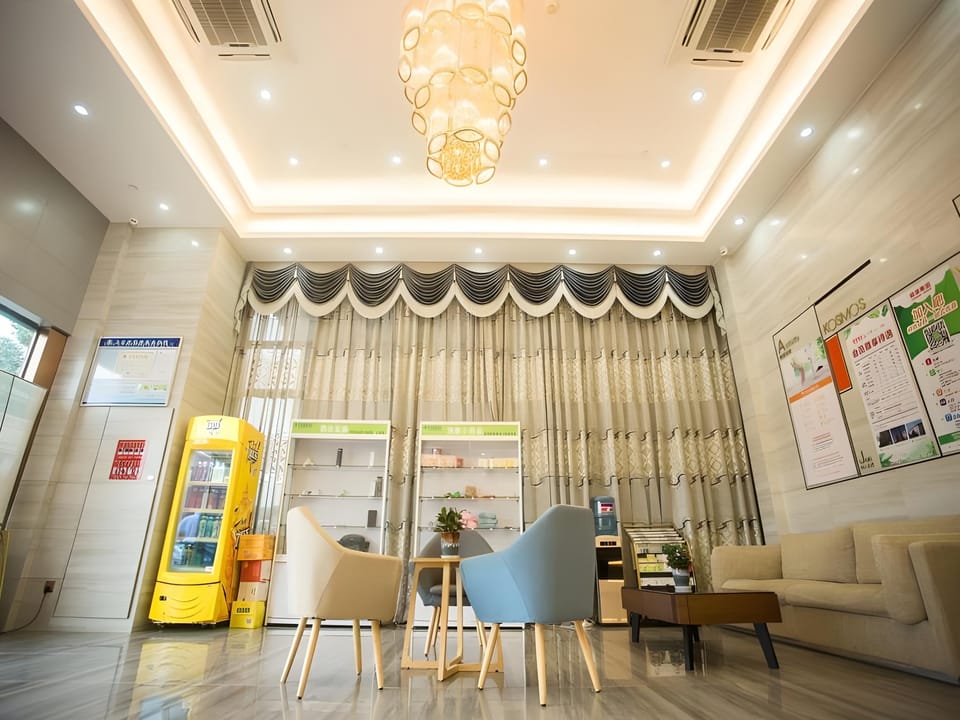 GreenTree Inn Baiquan Binfen Plaza Hotel in Zhejiang