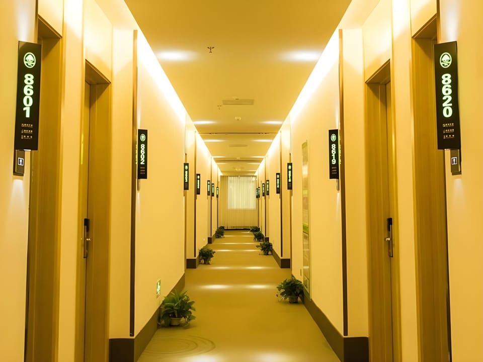 GreenTree Inn Jingjiang Xinjian Road Decheng Plaza Hotel in Suzhou