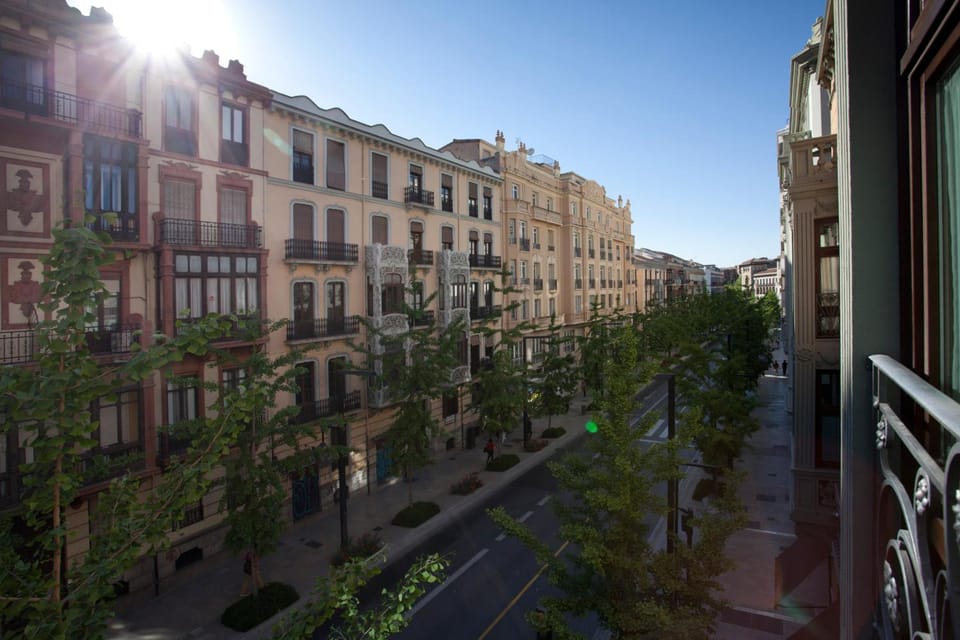 Suites Gran Via 44 Hotel in Granada