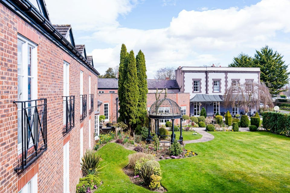 Rossett Hall Hotel Hotel in Wales