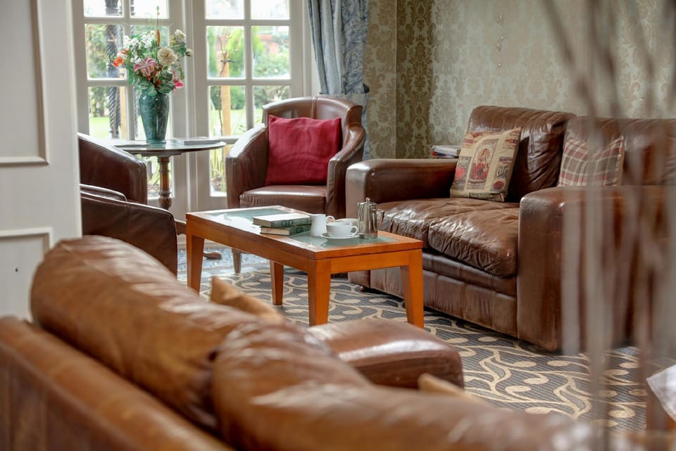 Rossett Hall Hotel Hotel in Wales
