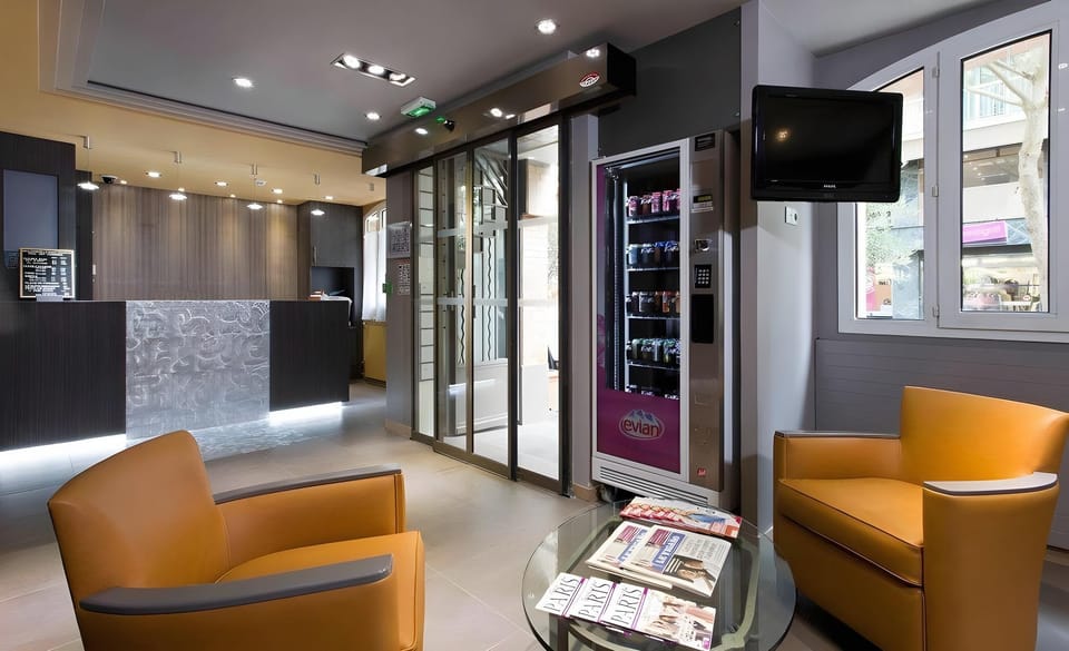 Beaugrenelle Saint Charles Tour Eiffel Hotel in Paris