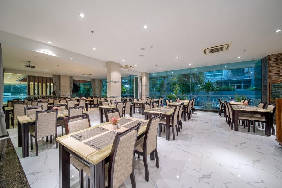 Prince Palace Hotel Pattaya Hotel in Pattaya City