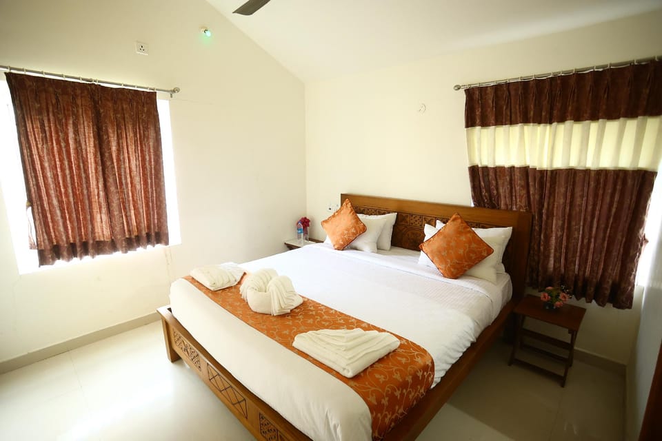 Coastal Grand - Yercaud Hotel in Tamil Nadu
