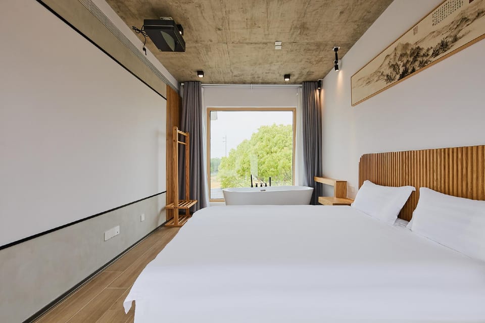 Floral Hotel Shanghai Longda Oil Car Rural Homestay Hotel in Shanghai