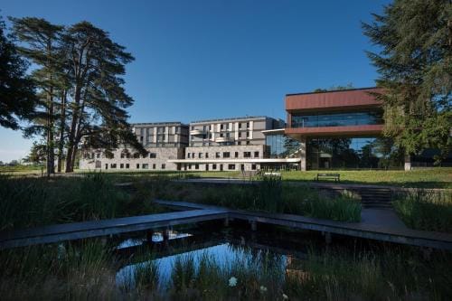 Maubreuil Seminaires Hotel in Carquefou