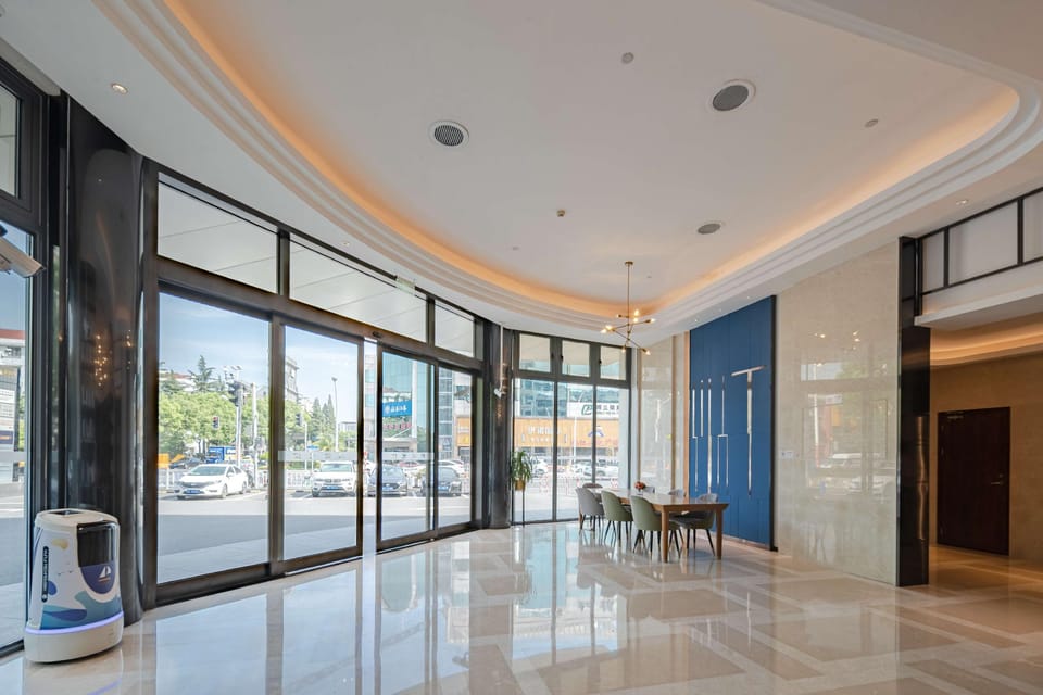 U-FREE Hotel Shanghai Hongqiao Wuzhong Road Branch Hotel in Shanghai