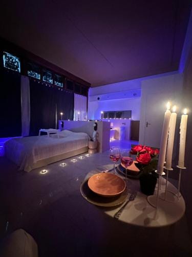 PINK ROOm Hotel in Flanders