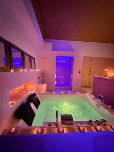 PINK ROOm Hotel in Flanders