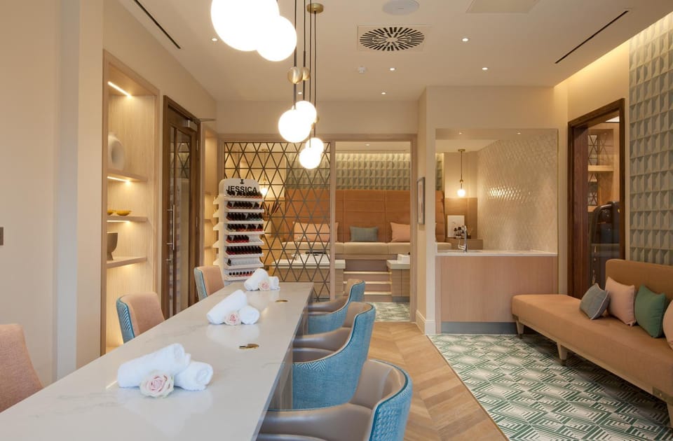 Mottram Hall                                                                     Hotel in England