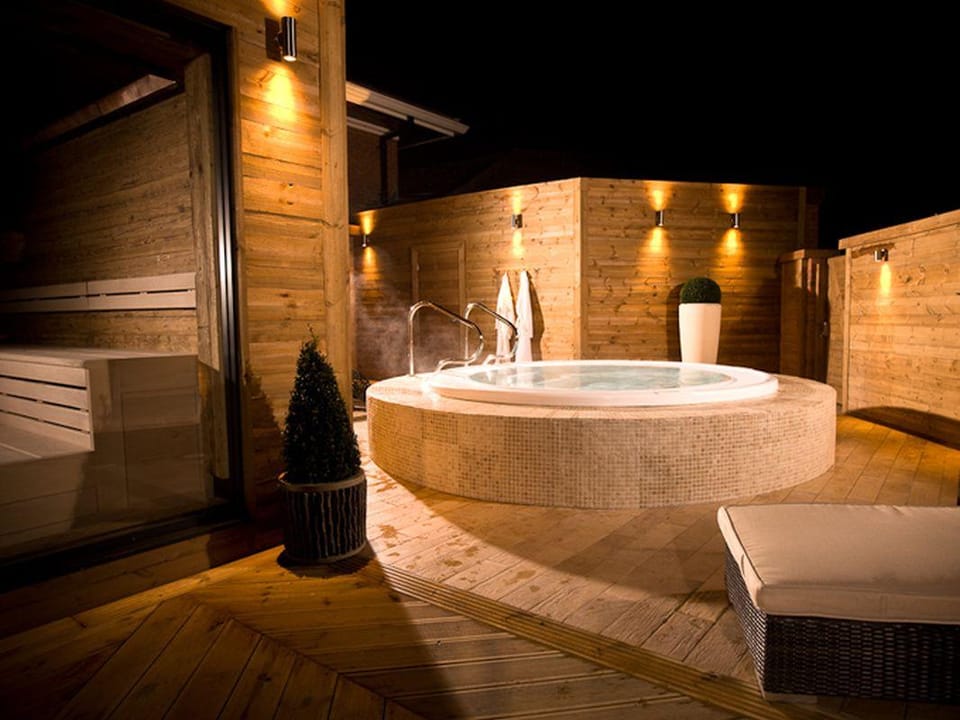 Mottram Hall                                                                     Hotel in England