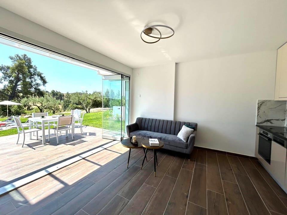 Sani Beverly Hills Luxury Villas Resort in Halkidiki