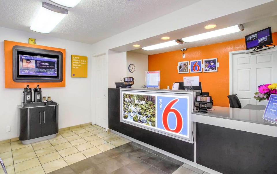 Motel 6 Medford, OR - North Hotel in Medford