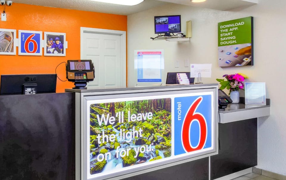 Motel 6 Medford, OR - North Hotel in Medford
