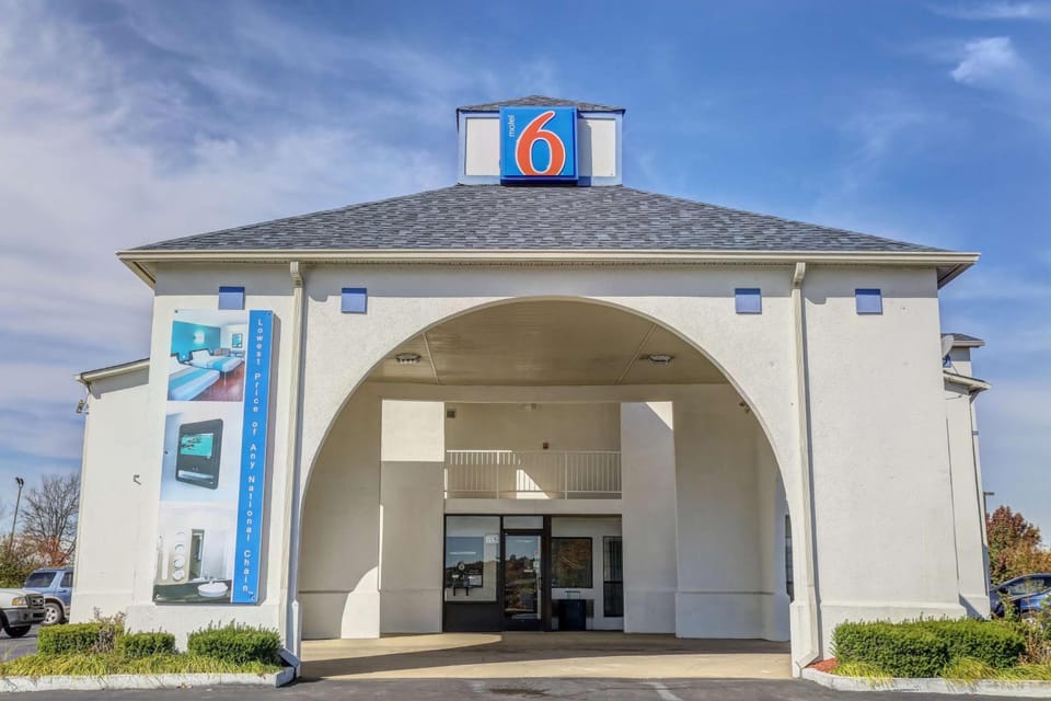 Motel 6 Dickson, TN Hotel in Dickson