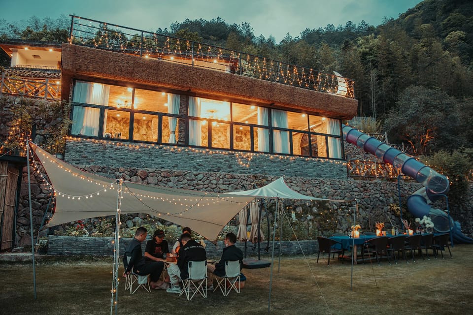 Hualu·Yuejian  Parent-child Villa Hotel in Hangzhou