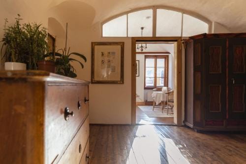 Gastehaus Goldener Stern Inn in Lienz