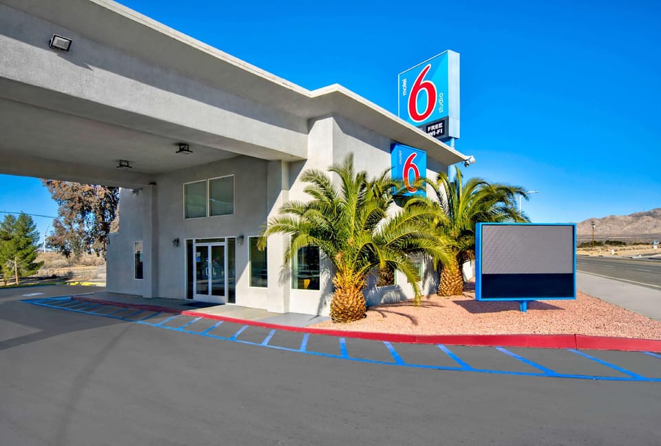Motel 6 Victorville, CA - Apple Valley Hotel in Victorville
