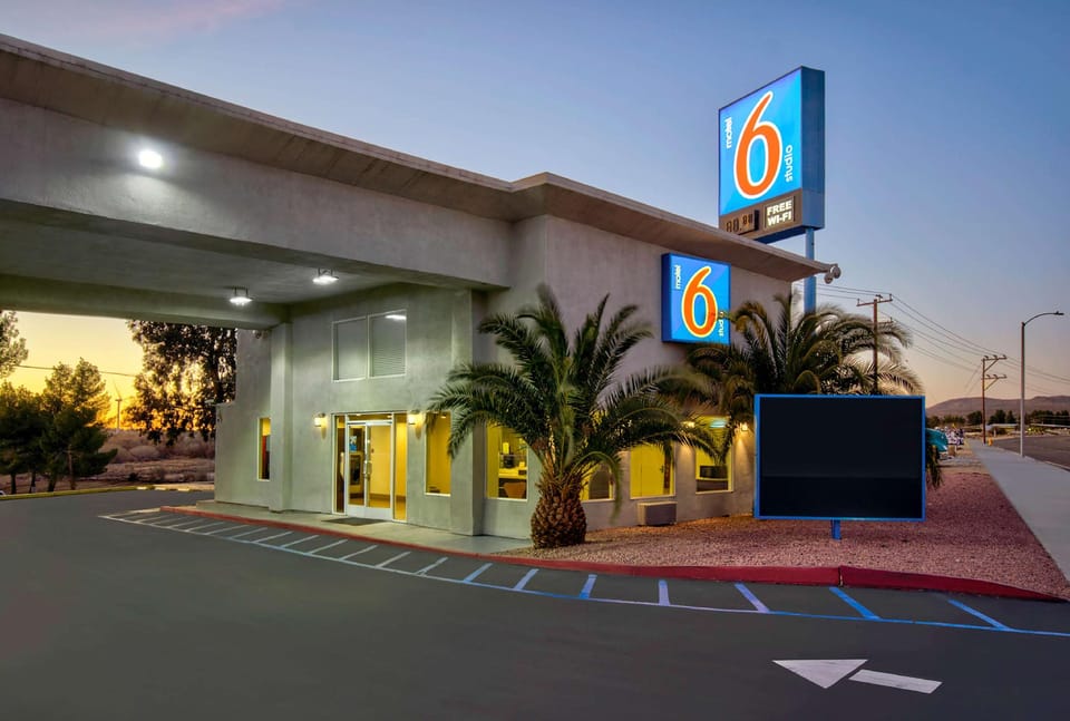 Motel 6 Victorville, CA - Apple Valley Hotel in Victorville