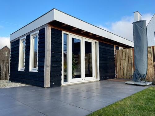 B&B Bed in Burgh Hotel in Burgh-Haamstede