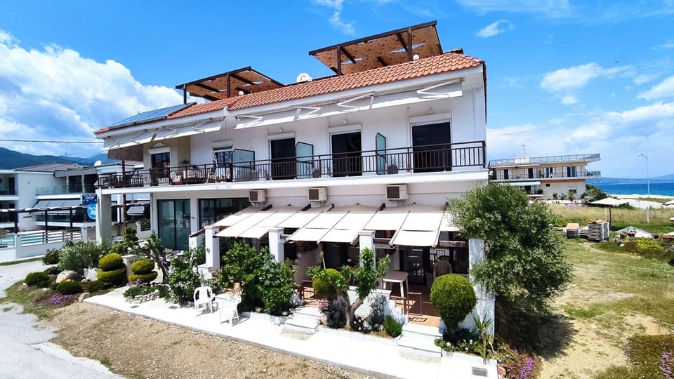 Big Dino's Galini Hotel in Decentralized Administration of Macedonia and Thrace
