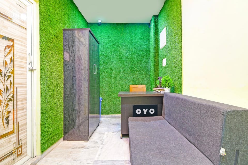 Hotel O De Valentino Hotel in Kolkata
