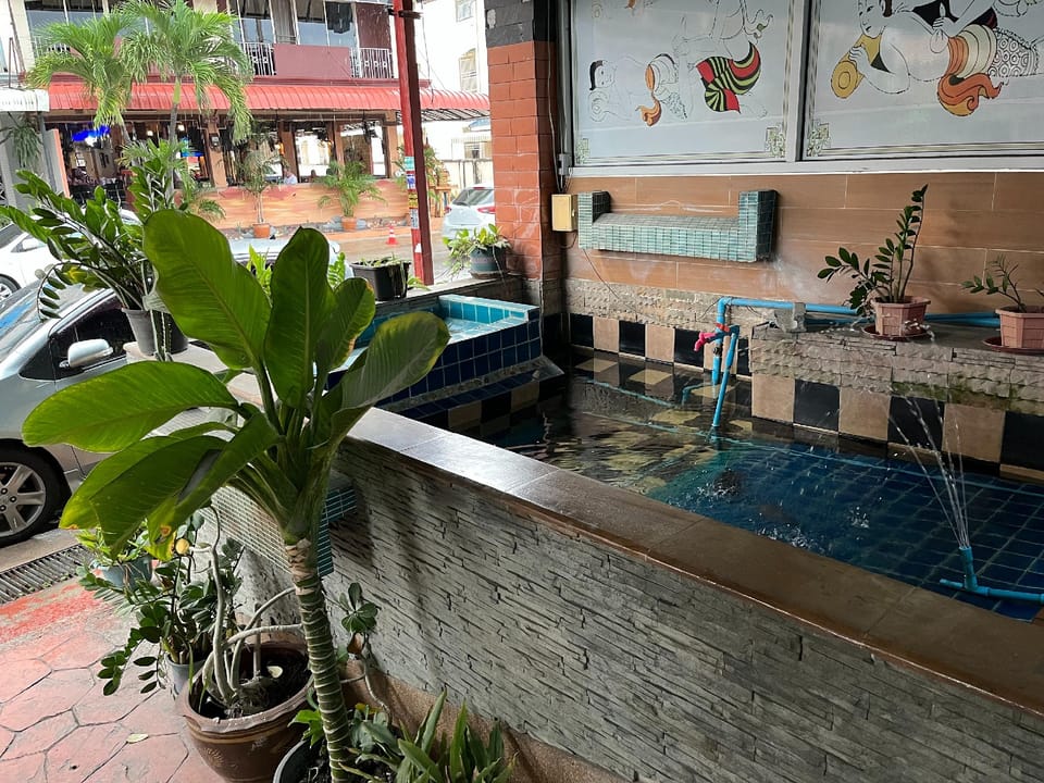 OSHO Lover's Hotel in Pattaya City