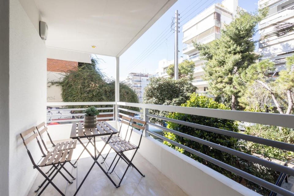 Seaside Elegance Brand New 2BD Luxury Stay Hotel in South Athens
