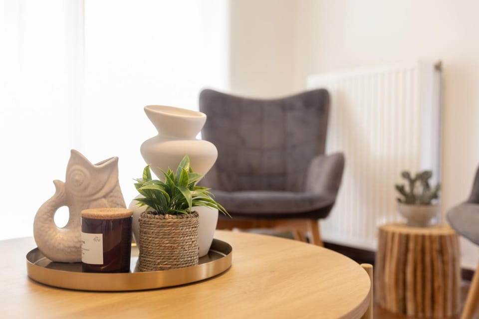 Seaside Elegance Brand New 2BD Luxury Stay Hotel in South Athens