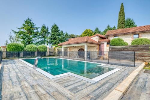 le Clos Dore Hotel in Auvergne-Rhône-Alpes