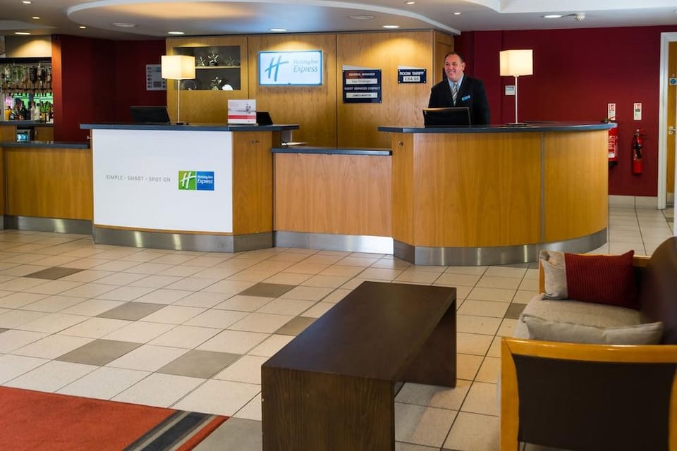 EXPRESS BY HOLIDAY INN SWANSEA M4 JCT43 Hotel in Wales