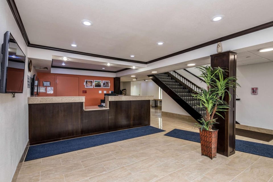Motel 6 Peoria, IL Hotel in Peoria