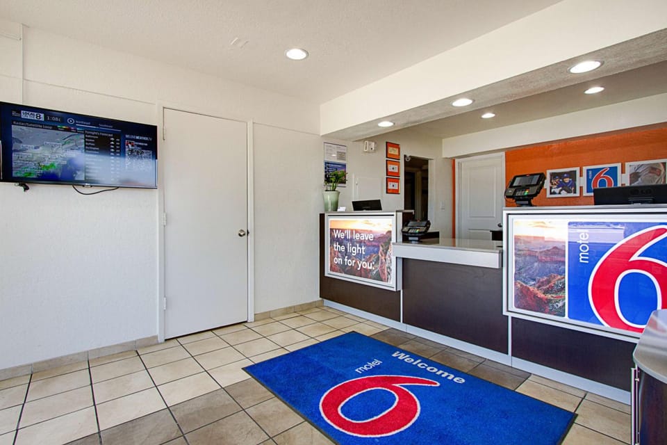 Motel 6 Tempe, AZ - Scottsdale South Hotel in Tempe