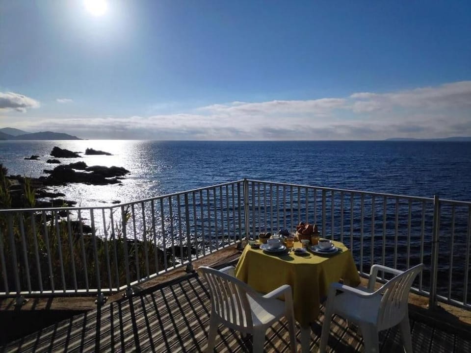 Hv Tel Astria Hotel in Le Lavandou