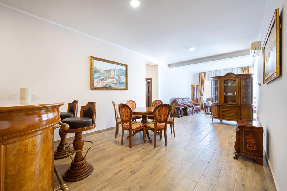 Hotel Perun Hotel in Budva