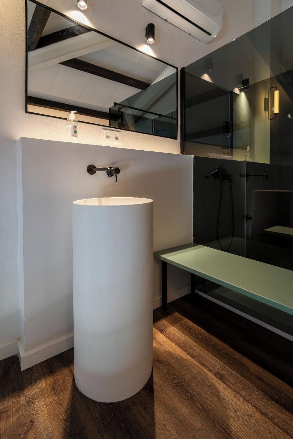 Royal Flush Hotel in Valencia