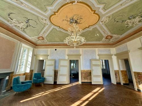 Suite Exclusive in Villa Buttafava Hotel in Lombardy