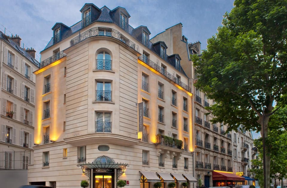 Hotel Le Derby Alma Hotel in Paris
