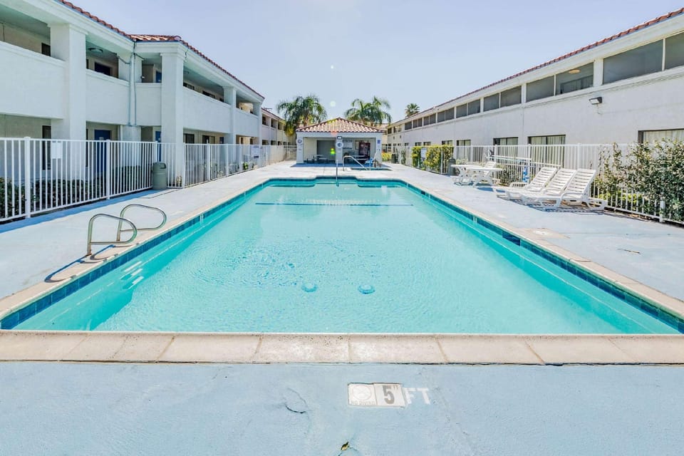 Motel 6 Hemet, CA Hotel in Hemet