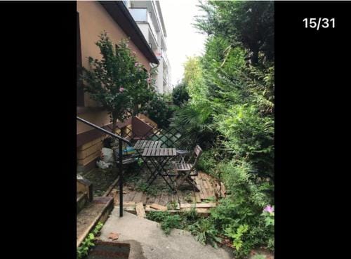 Luxueux pavillon grande suites familiales 4 Pax avec grand jardin et balcon Hotel in Île-de-France